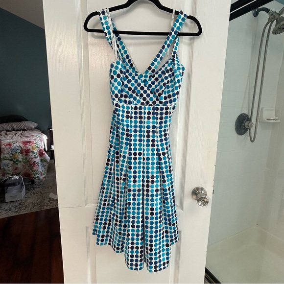 Calvin Klein size 6 polka dot dress - Picture 5 of 6